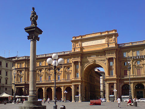 Piazza della Repubblica 